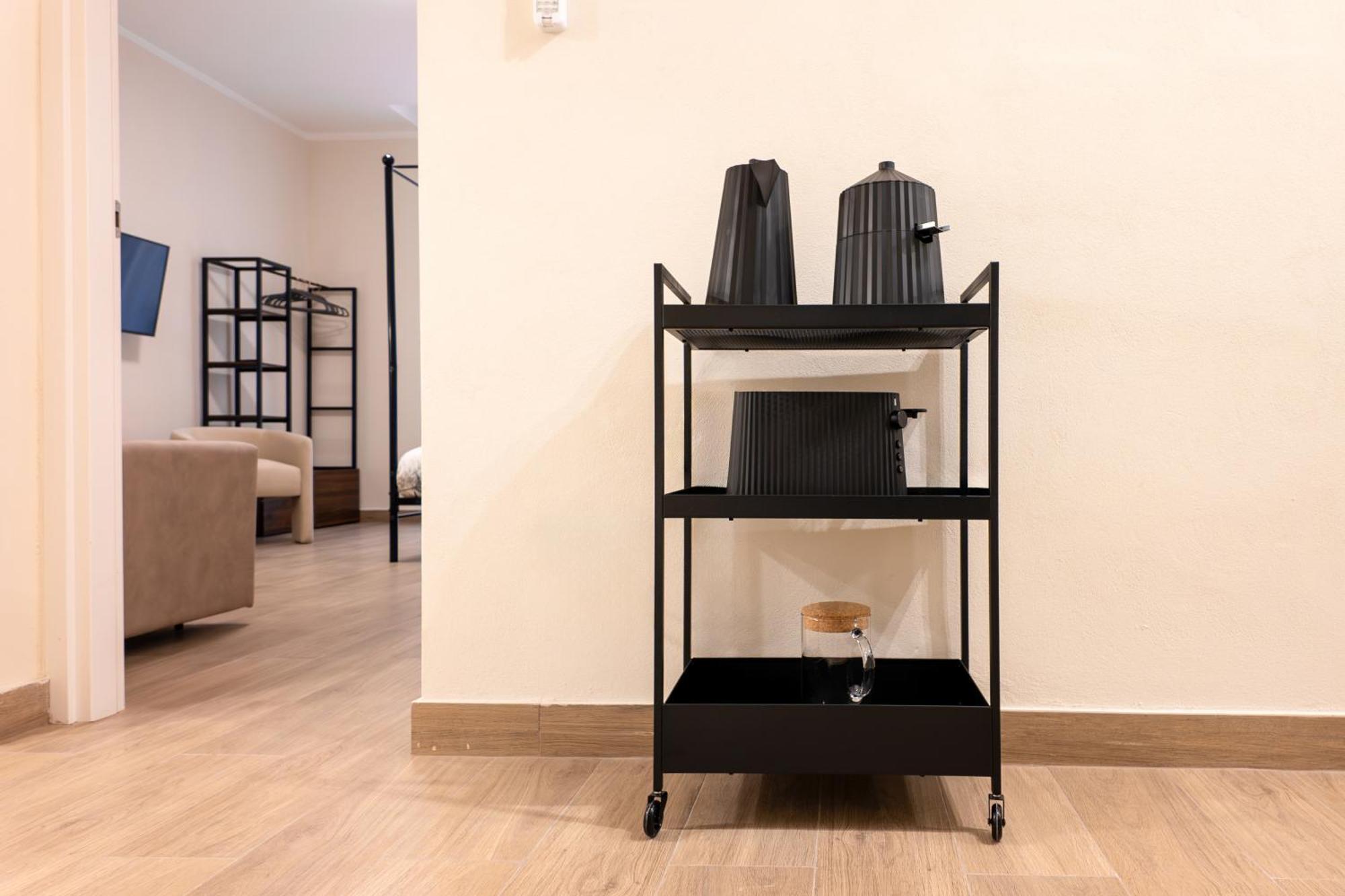 Lejlighed C3 Class Apartment, 2 Da Letto, 2 Bagni, Giardino Distante 15 Minuti A Piedi Da Fontana Di Trevi